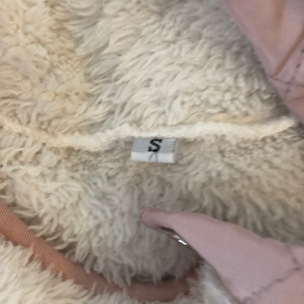 SOLD!! Cozy Fleece Pullover - Picture 3 of 3